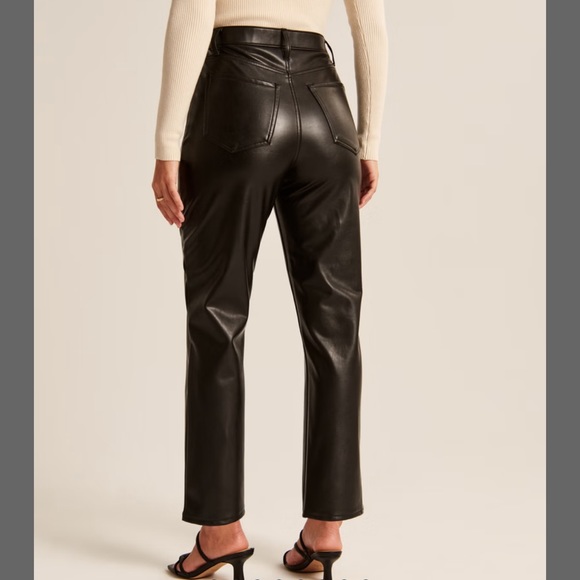 Abercrombie Curve Love Vegan Leather Ankle Straight Pant - Picture 4 of 5